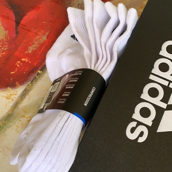 ADIDAS CUSHIONED 6 pair QUARTER SOCKS - Picture 15 of 16